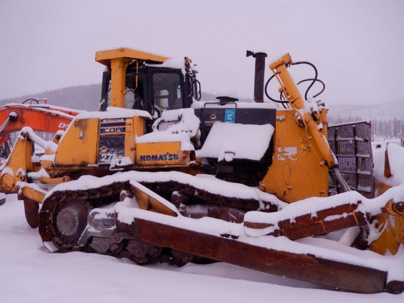  KOMATSU D275F-5D